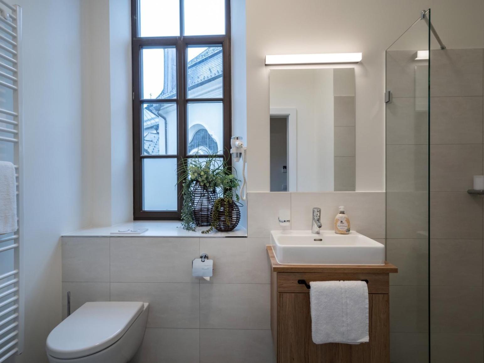 Hotel Kirchenwirt Woergl Zewnętrze zdjęcie